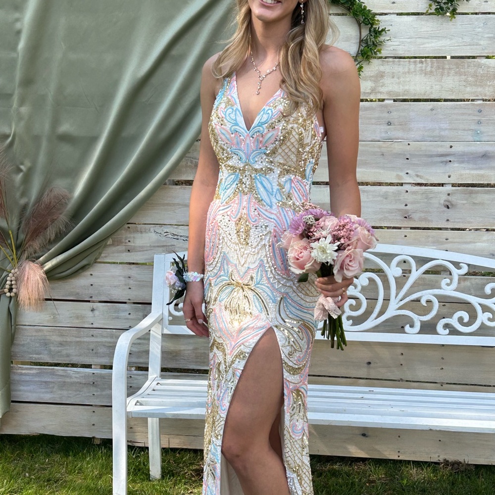 Elegant Multicolor Sequin Evening Dress